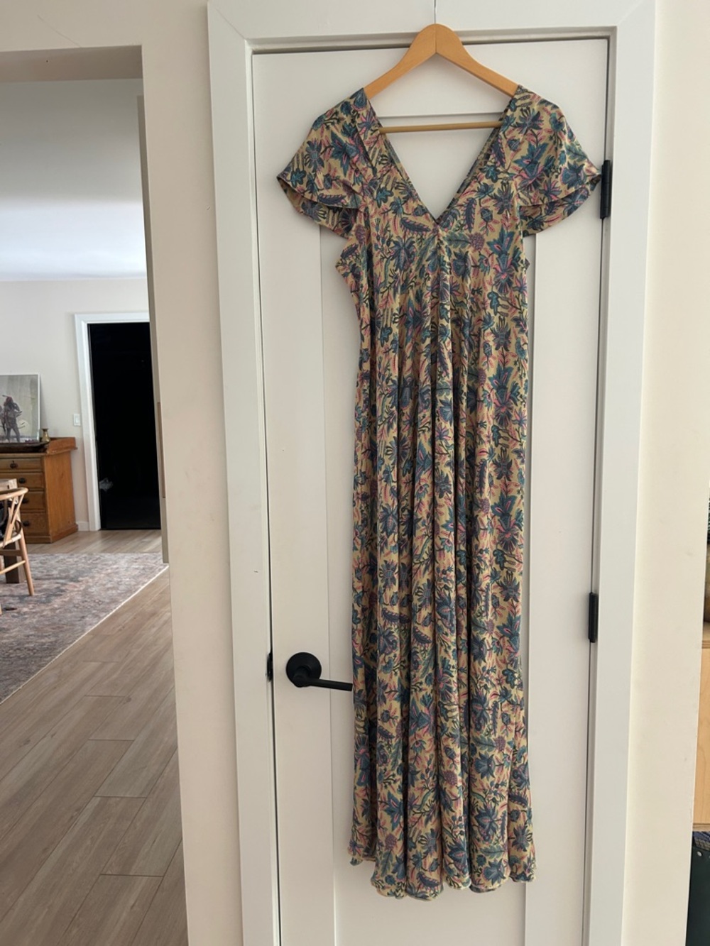 Boho Floral V-Neck Maxi Dress in Beige and Blue